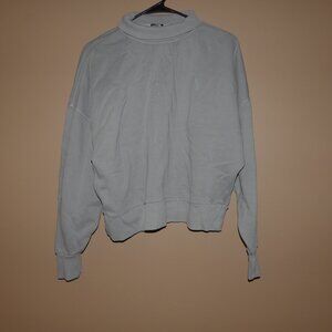 Medium, grey, turtleneck sweatshirt North Face